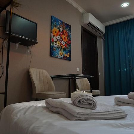 Cozy Flat In Center Of Tbilisi Apartment Екстериор снимка