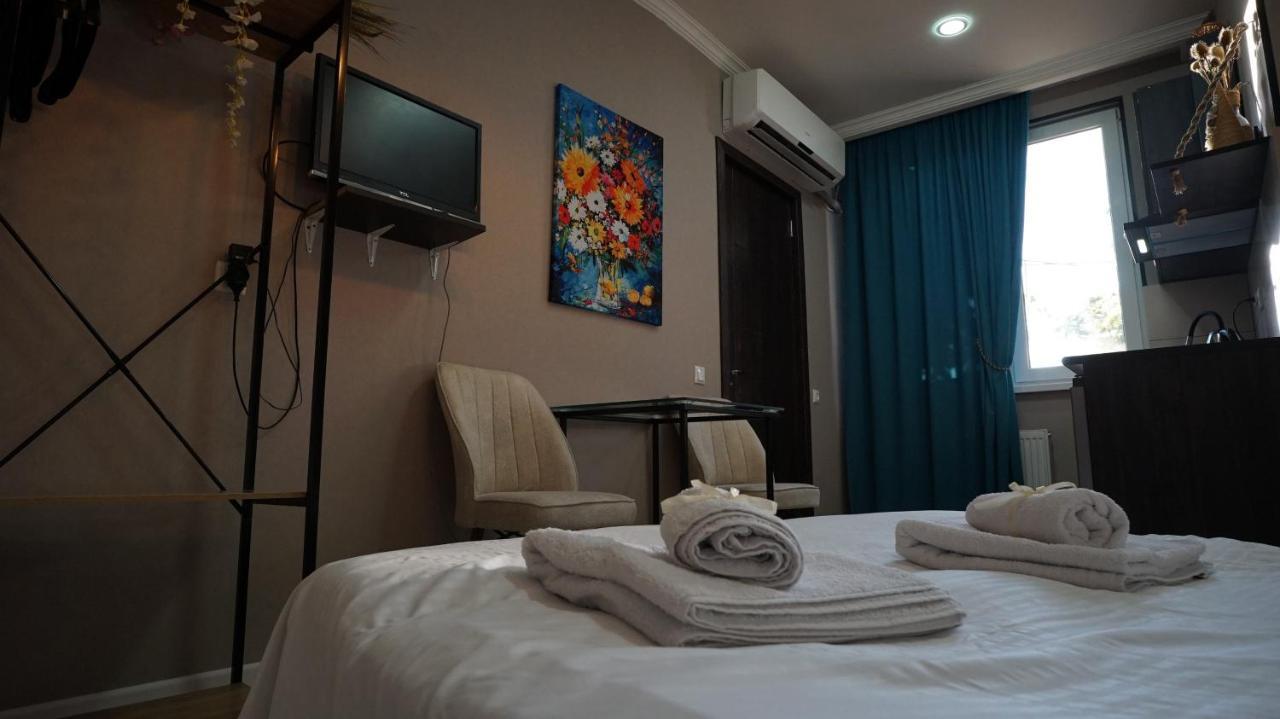 Cozy Flat In Center Of Tbilisi Apartment Екстериор снимка